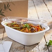 Schale und Salatschüssel